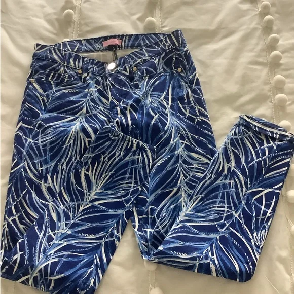 Lilly Pulitzer Blue Leaf Jeans - Picture 3 of 5